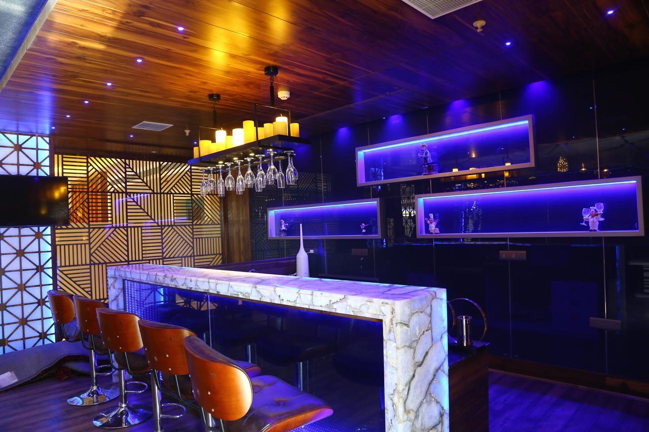 蓝羽毛水疗酒店 烏代浦 外观 照片