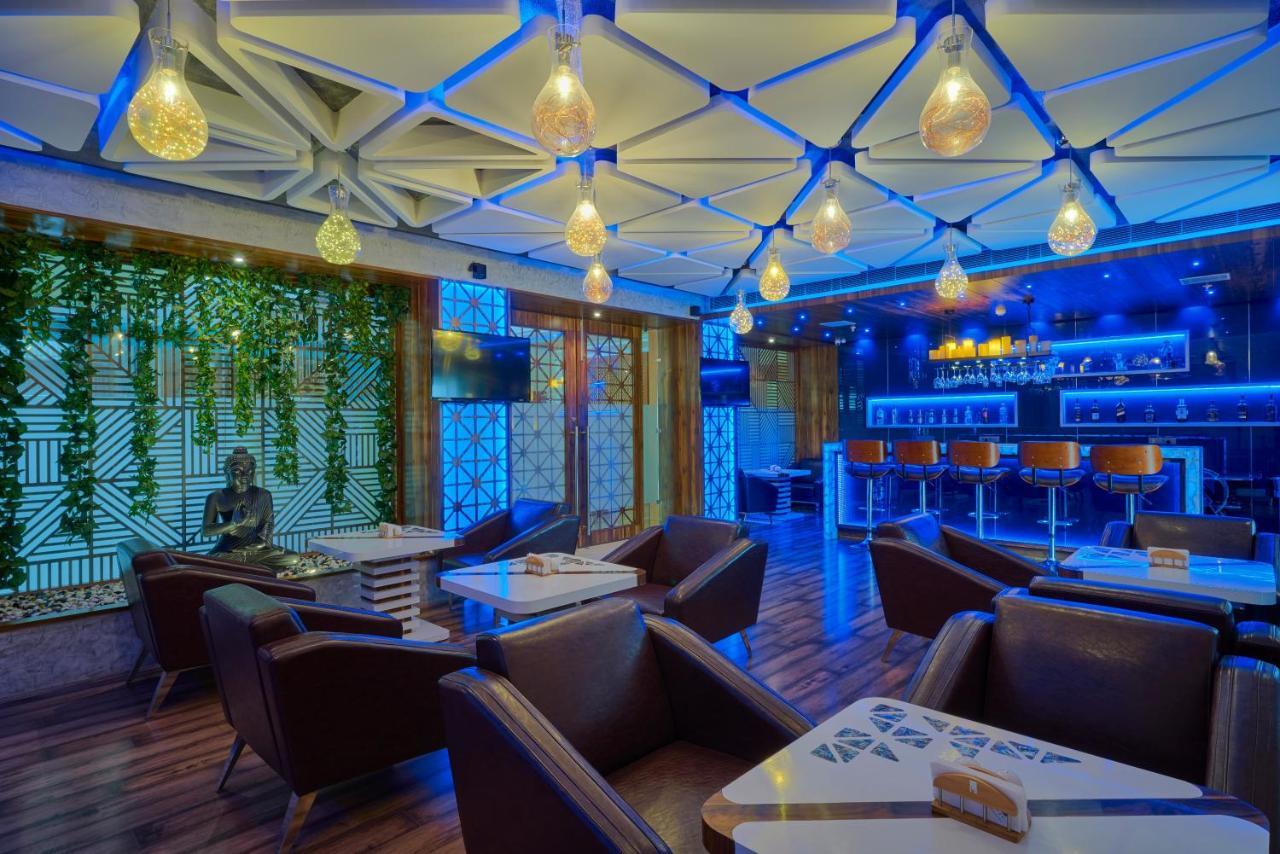 蓝羽毛水疗酒店 烏代浦 外观 照片